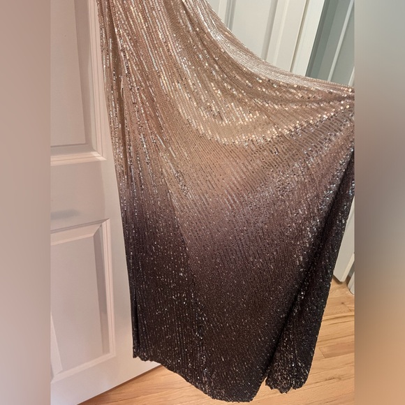 luxxel sequin black and beige ombre dress - Picture 3 of 4